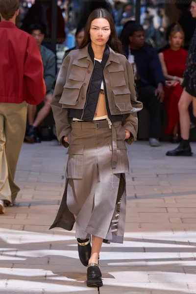 Look 47